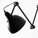 Cierna-nastenna-lampa-COBEN
